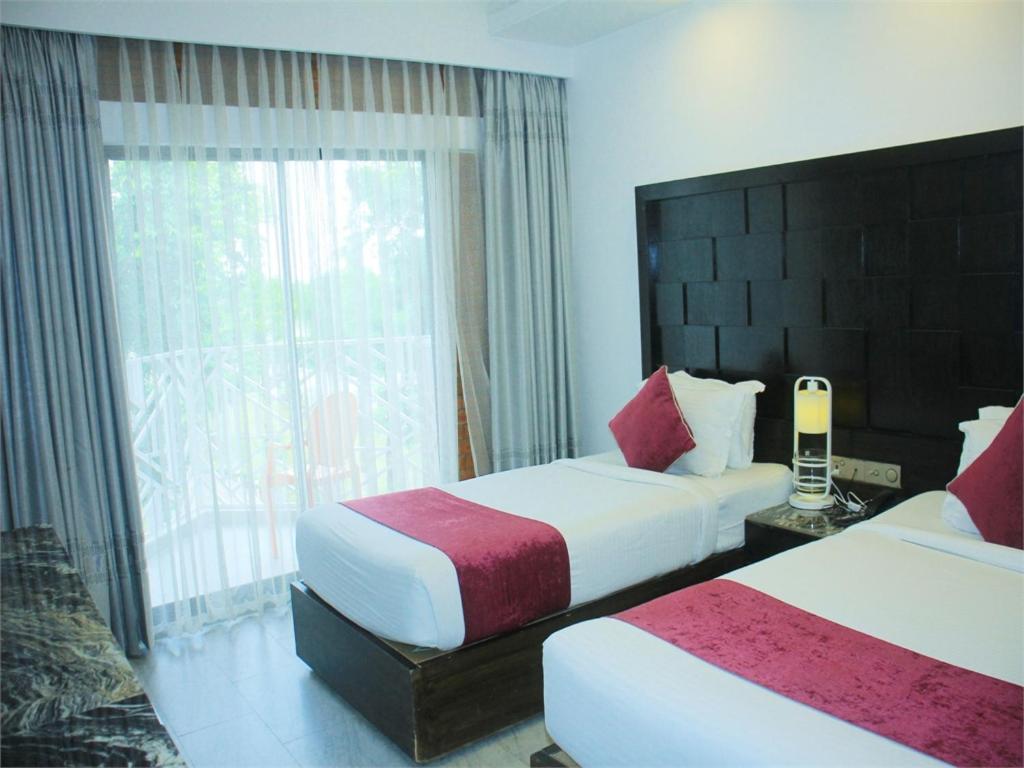 Shada Pathor Hotel & Resort Companiganj Exterior foto